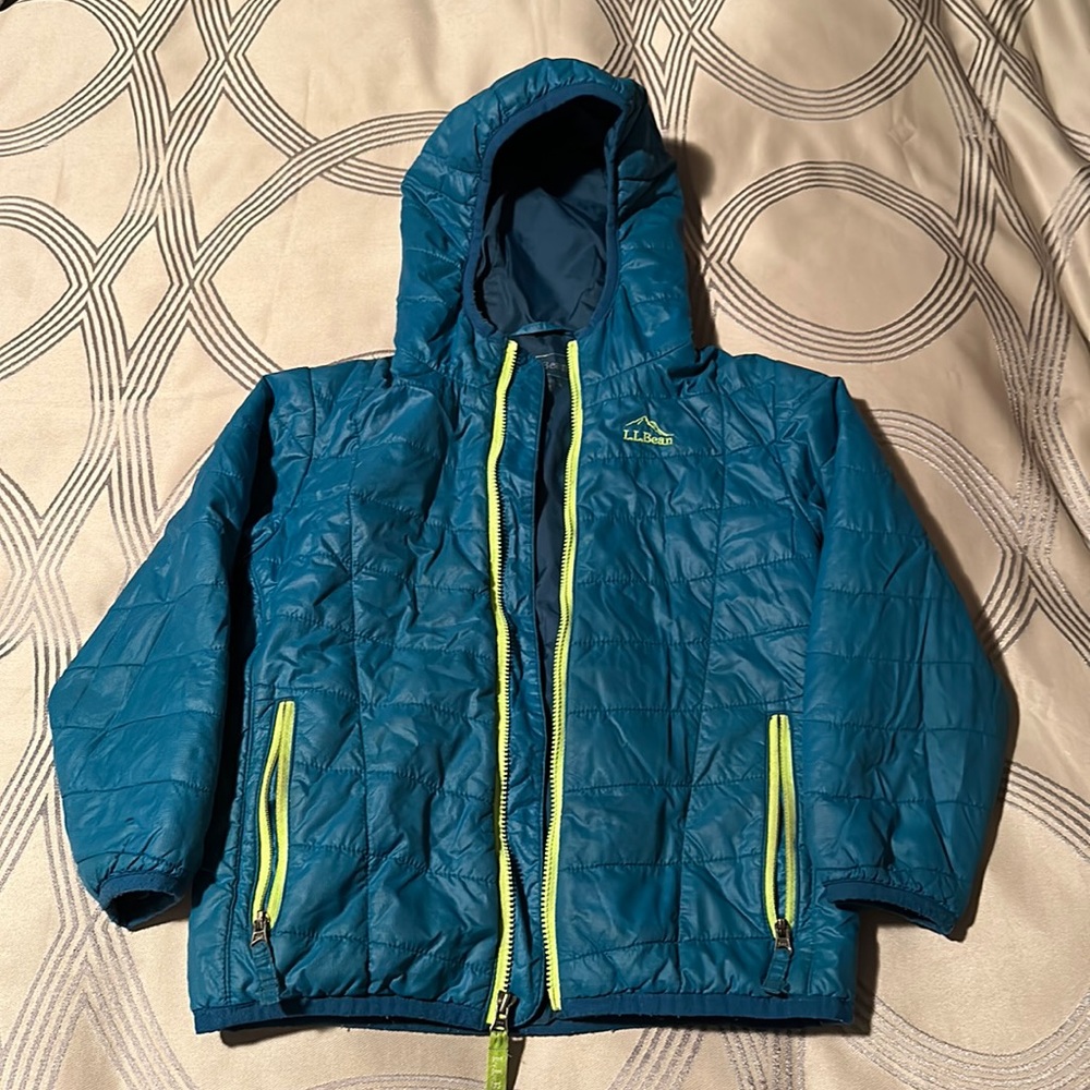 LL Bean kids primaloft jacket size 4